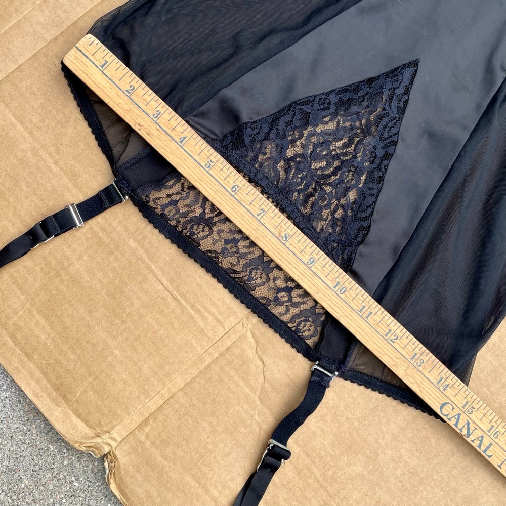 Victoria’s Secret Black Satin & Mesh Corset Garter Belt Size 34B Sexy Lingerie - Picture 11 of 16